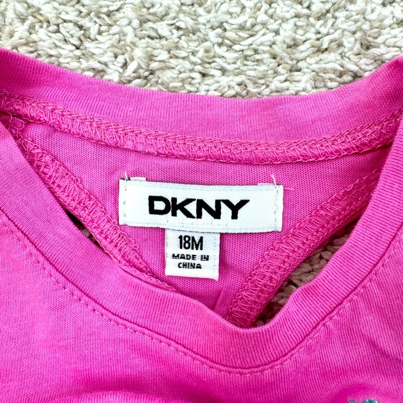 Girls DKNY skirt set. Brand new with tags. Size 18 months - Picture 3 of 3